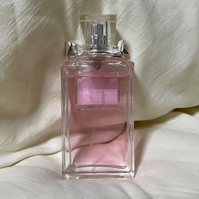 Dior(ディオール)のDIOR miss dior rose&rose 50ml 紙袋付き コスメ/美容の香水(香水(女性用))の商品写真