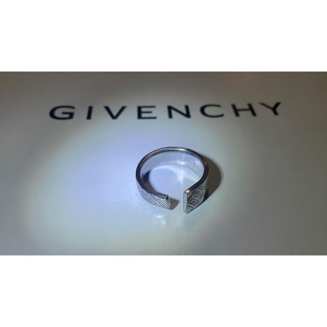 GIVENCHY(ジバンシィ)のGIVENCHY 指輪【サイズオーダー可能】 メンズのアクセサリー(リング(指輪))の商品写真
