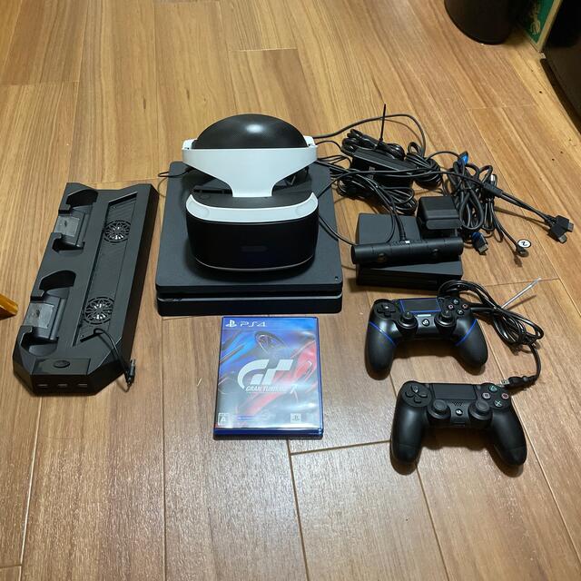 PS4 CUH-2200AとPSVR CUH-2VRのセットの商品です。