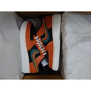 ナイキ(NIKE)のNIKE AIR FORCE 1 ’07 LX SIEMPRE FAMILIA(スニーカー)