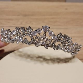 Christiana Tiara by Ivory&Co.の通販 by なな's shop｜ラクマ