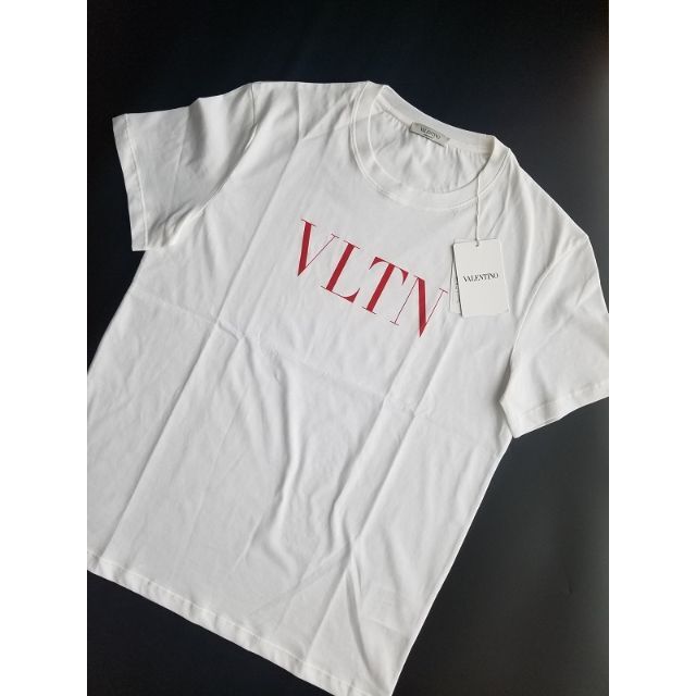 VALENTINO(ヴァレンティノ)のVALENTINO ヴァレンティノ VLTN ロゴ Tシャツ メンズのトップス(Tシャツ/カットソー(半袖/袖なし))の商品写真