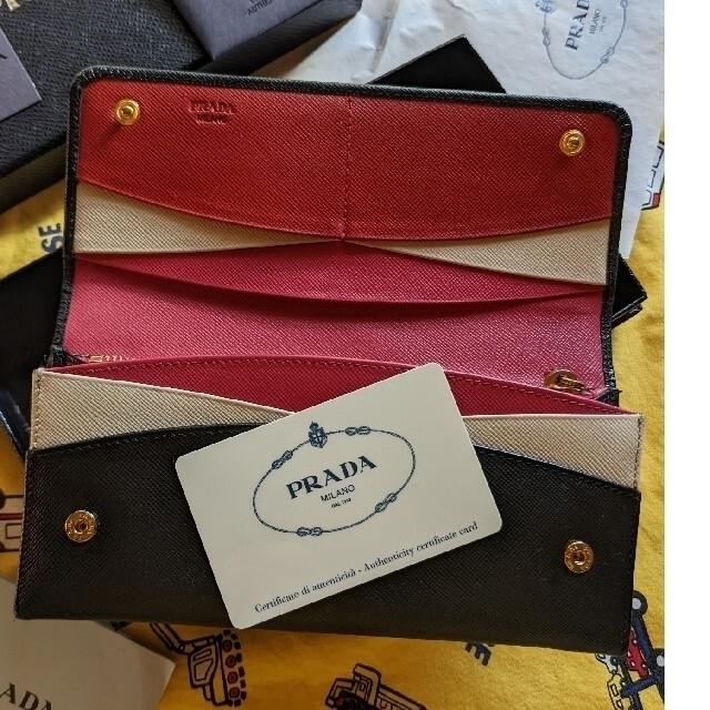 レディース本日だけのお値下げ♢PRADA✧長財布❀サフィアーノ✧バイカラー✶