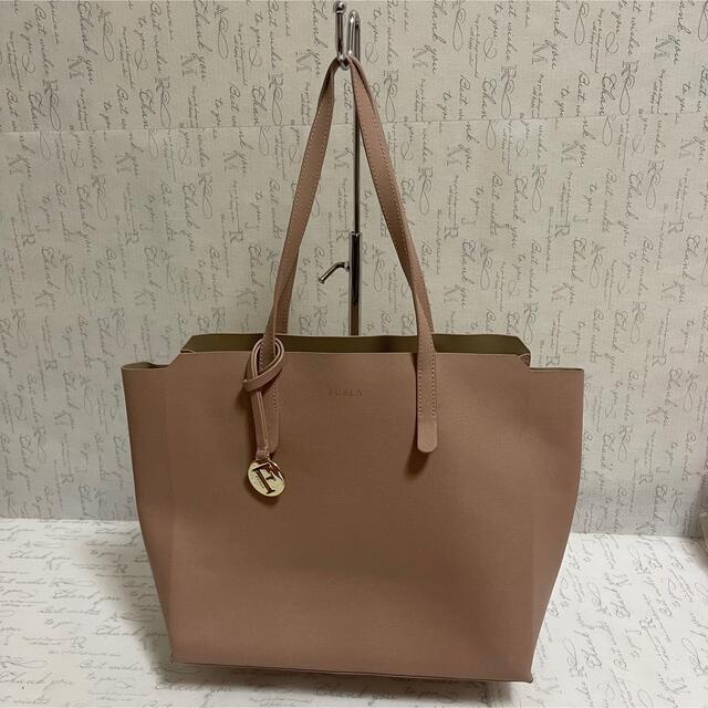 FURLA - FURLA フルラ　サリー　レザー　トートバッグ　ピンクベージュ