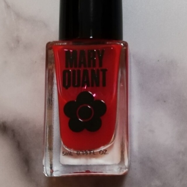 MARY QUANT(マリークワント)のMARY QUANT　ネイルポリッシュ クリアレッド コスメ/美容のネイル(マニキュア)の商品写真