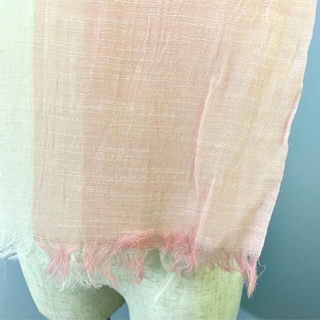 麻混ストール　バイカラー　ホワイト　ピンク　春夏ストール　レーヨン レディースのファッション小物(ストール/パシュミナ)の商品写真