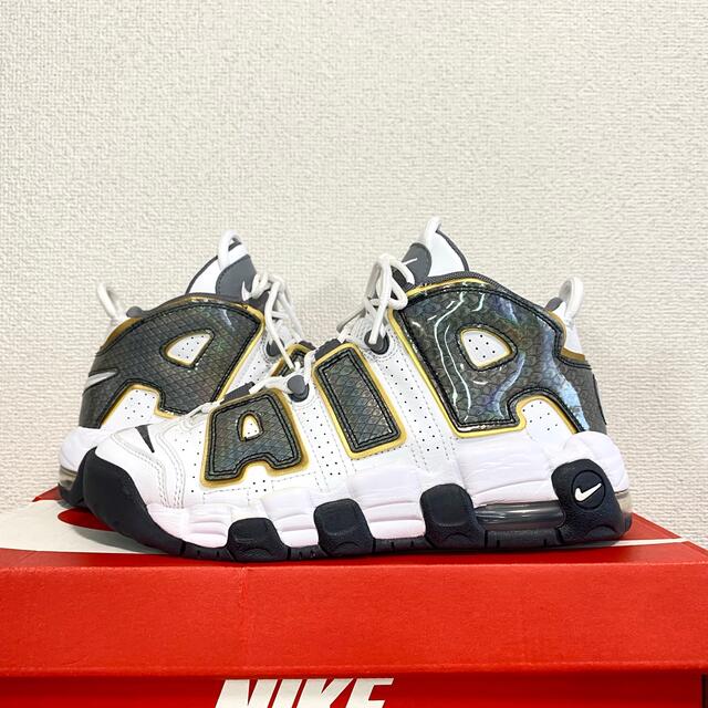 NIKE(ナイキ)の美品 レア 海外限定 NIKE GS AIR MORE UPTEMPO 24cm レディースの靴/シューズ(スニーカー)の商品写真