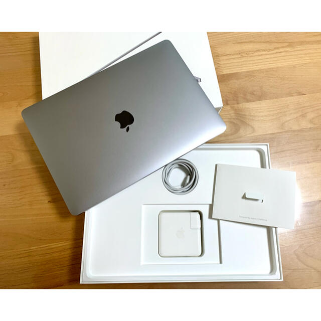 2016 MacBook Pro 13インチ 16GBメモリ 1