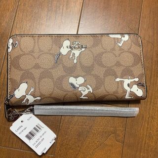 コーチ(COACH)のコーチ　　少し訳あり　長財布ブラウンシグネチャー×スヌーピーコラボ(財布)