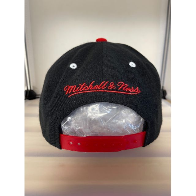 MITCHELL & NESS(ミッチェルアンドネス)のMITCHELL & NESS chicago bulls cap メンズの帽子(キャップ)の商品写真