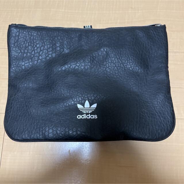 adidas クラッチバッグ