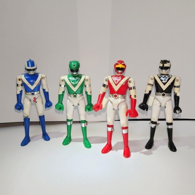 1988年当時物 超獣戦隊ライブマン 超合金 フィギュア4体セット | フリマアプリ ラクマ