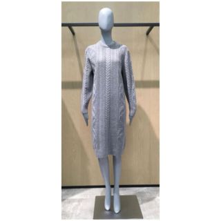 セオリー ニットワンピースの通販 300点以上 | theoryを買うならラクマ