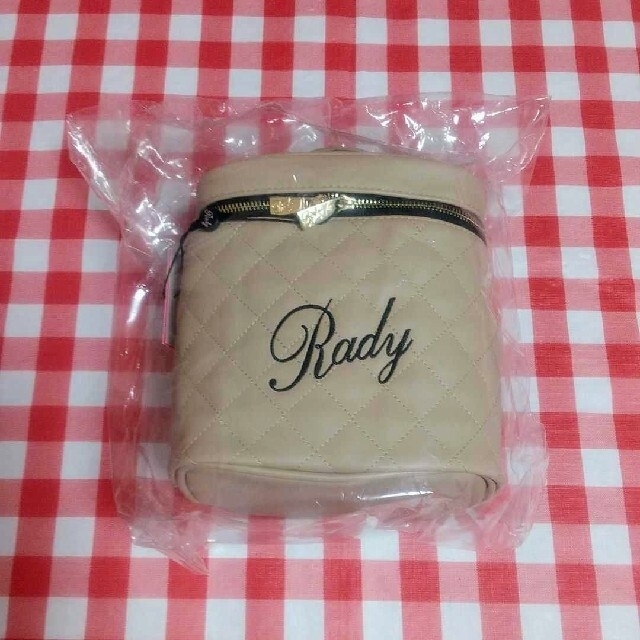 Rady(レディー)のRady♡バニティ♡GYDA♡ミラーナイン♡リエンダ♡スナイデル♡リゼクシー レディースのバッグ(ショルダーバッグ)の商品写真