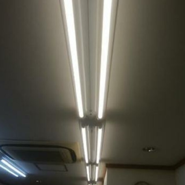 東芝(トウシバ)の蛍光管/LED/逆富士/器具/セット/お得/安い/早い者勝ち インテリア/住まい/日用品のライト/照明/LED(天井照明)の商品写真