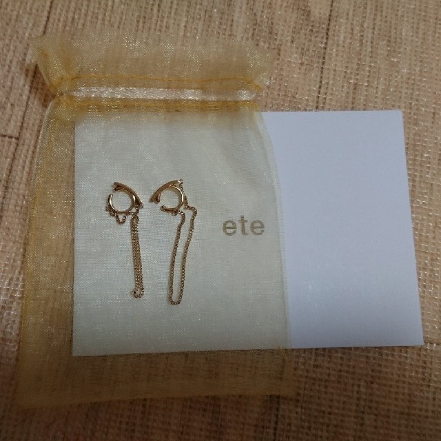 ete(エテ)のete イヤリング  両耳用 レディースのアクセサリー(イヤリング)の商品写真