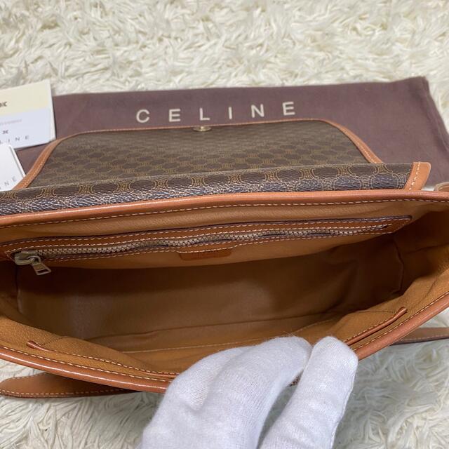 celine(セリーヌ)の【美品】CELINE ショルダーバッグ フラップ マカダム レザー  ブラウン レディースのバッグ(ショルダーバッグ)の商品写真