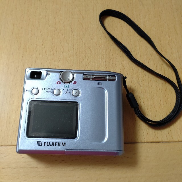 富士フイルム(フジフイルム)のファインピクス　4500 スマホ/家電/カメラのカメラ(コンパクトデジタルカメラ)の商品写真