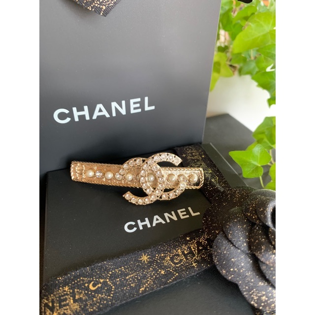 メーカー包装済】 CHANEL - 【新品未使用】☆顧客枠☆新作CHANELヘアー