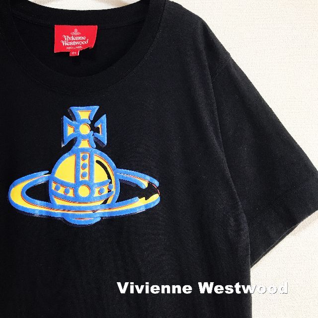 Vivienne Westwood(ヴィヴィアンウエストウッド)の【Vivienne Westwood】パネルORBアイコンロゴ BLK Tシャツ レディースのトップス(Tシャツ(半袖/袖なし))の商品写真