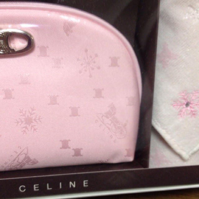 celine(セリーヌ)のセリーヌ ポーチ&ハンカチセット レディースのファッション小物(ポーチ)の商品写真