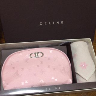 CELINE（ポーチ）のフリマアイテム一覧