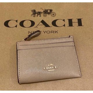 コーチ(COACH)の人気色　コーチ　新品　コインケース　ベージュ　カードケース　トープ(コインケース)