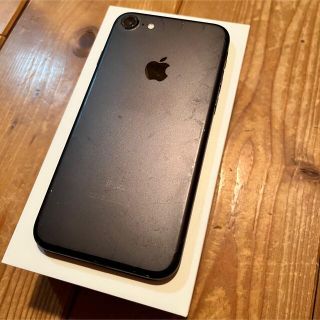 アイフォーン(iPhone)の【SIMロック解除済】iphone7 128GB (スマートフォン本体)