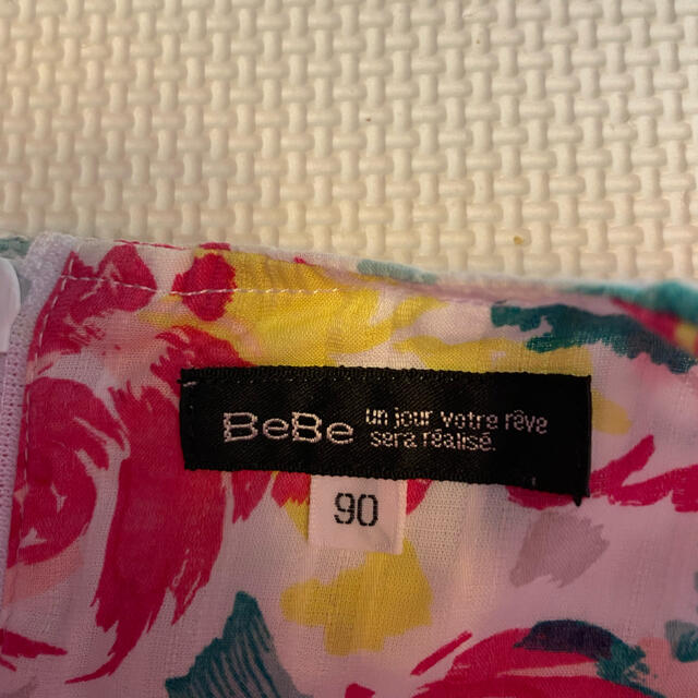 BeBe(ベベ)のべべ♡花柄ワンピース♡90 キッズ/ベビー/マタニティのキッズ服女の子用(90cm~)(ワンピース)の商品写真