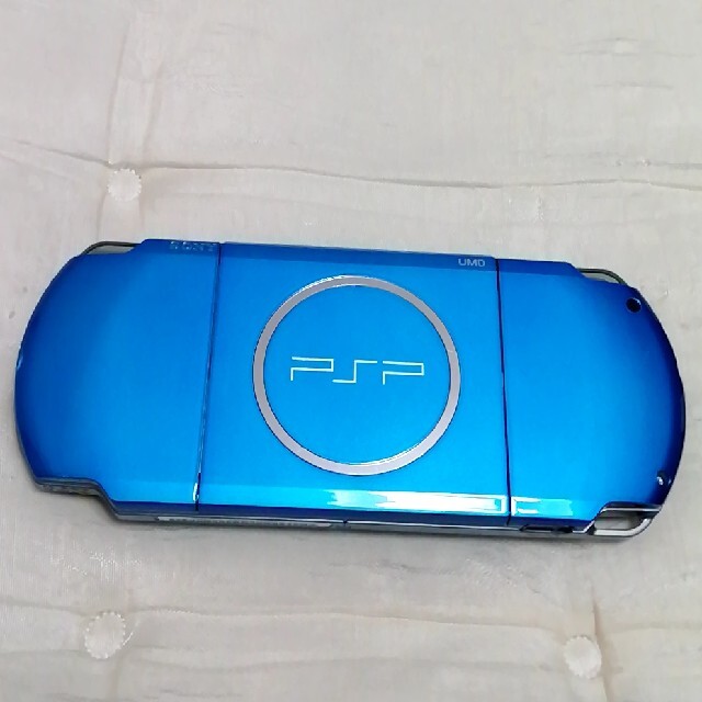 PlayStation Portable(プレイステーションポータブル)のpsp3000 本体 ブルー エンタメ/ホビーのゲームソフト/ゲーム機本体(携帯用ゲーム機本体)の商品写真