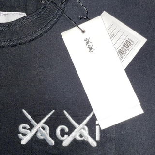 サカイ(sacai)の新品　sacai × KAWS サカイ カウズ ロングスリーブ Tシャツ(Tシャツ/カットソー(七分/長袖))