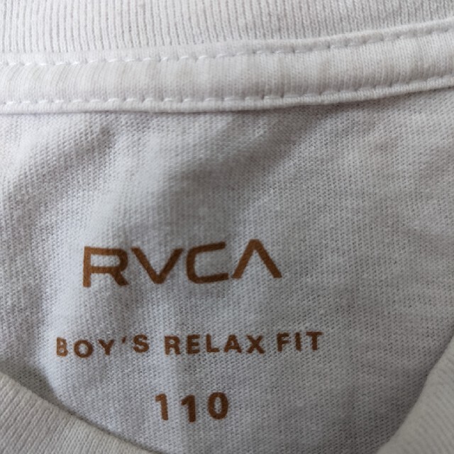 RVCA(ルーカ)のルーカ　RVCA ロゴＴシャツ　110 キッズ/ベビー/マタニティのキッズ服男の子用(90cm~)(Tシャツ/カットソー)の商品写真