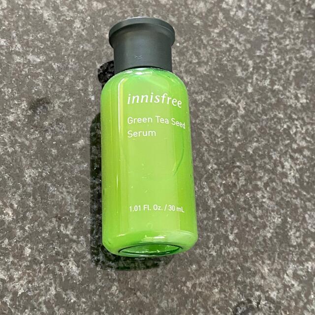 Innisfree(イニスフリー)のイニスフリー　グリーンティーシードセラム　30ml コスメ/美容のスキンケア/基礎化粧品(ブースター/導入液)の商品写真