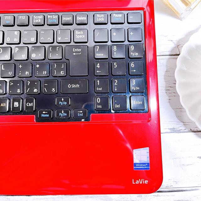 大人気 綺麗な赤のノートパソコン おしゃれな女性にも人気 初期設定済み Laserponsonby Co Nz