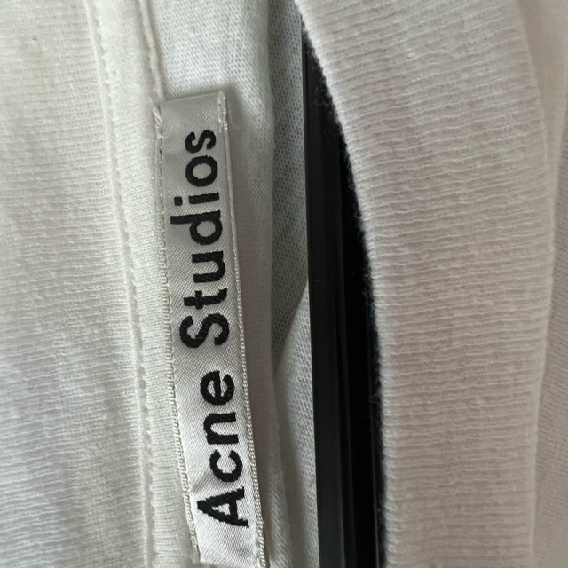 Acne Studios(アクネストゥディオズ)のMei様　専用 レディースのトップス(Tシャツ(半袖/袖なし))の商品写真