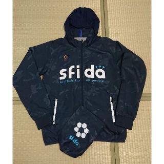 アスレタ(ATHLETA)のスフィーダ・ナイロンパーカー・サイズM(ウェア)