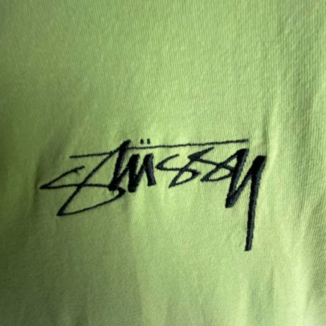 STUSSY(ステューシー)の【超希少カラー】STUSSY★センター刺繍ロゴ入りTシャツ　ゆるだぼ　古着 メンズのトップス(Tシャツ/カットソー(半袖/袖なし))の商品写真