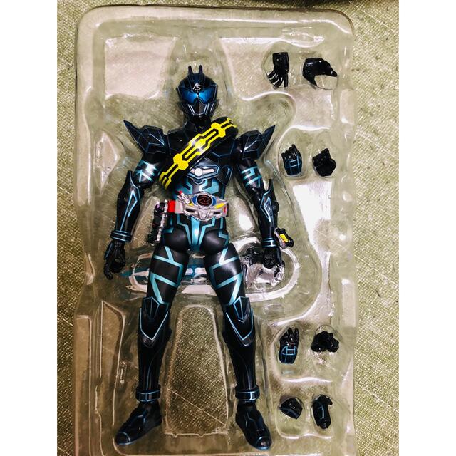 BANDAI(バンダイ)のS.H.figuarts 仮面ライダードライブ タイプネクスト エンタメ/ホビーのフィギュア(特撮)の商品写真