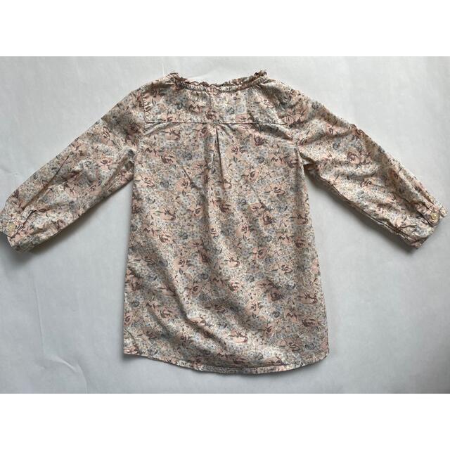 babyGAP(ベビーギャップ)のGAP 花柄ワンピース　90cm キッズ/ベビー/マタニティのキッズ服女の子用(90cm~)(ワンピース)の商品写真