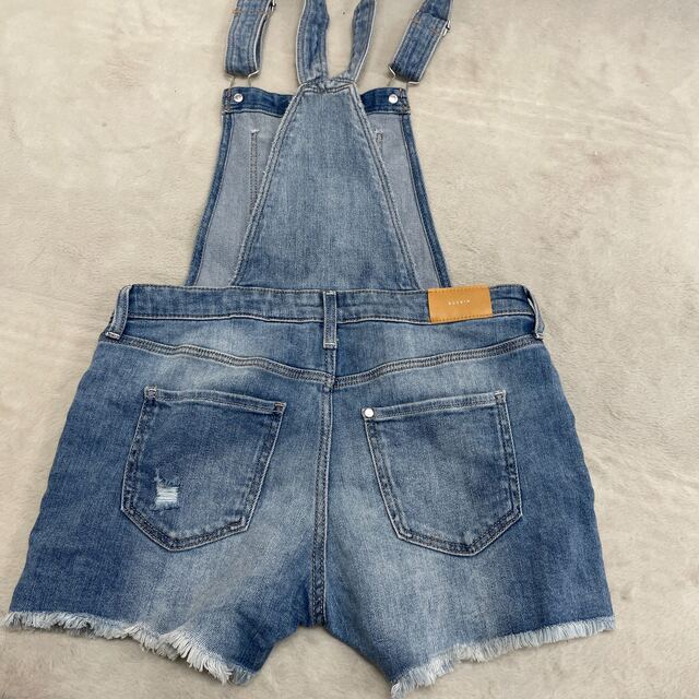 H&M(エイチアンドエム)のH&M &denim サロペット オーバーオール キッズ/ベビー/マタニティのキッズ服男の子用(90cm~)(パンツ/スパッツ)の商品写真