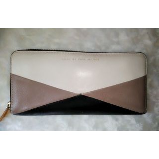 マークバイマークジェイコブス(MARC BY MARC JACOBS)の最終値下げ!!逸品!!MARC BY MARC JACOBS  長財布☆彡(財布)