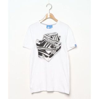 アディダス(adidas)の☆adidas アディダス スニーカー プリント Tシャツ/M☆限定完売モデル(Tシャツ/カットソー(半袖/袖なし))