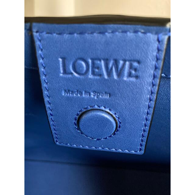 LOEWE(ロエベ)のaado2様　専用　美品　ロエベ  Tショッパートートバッグ　ブラック レディースのバッグ(トートバッグ)の商品写真