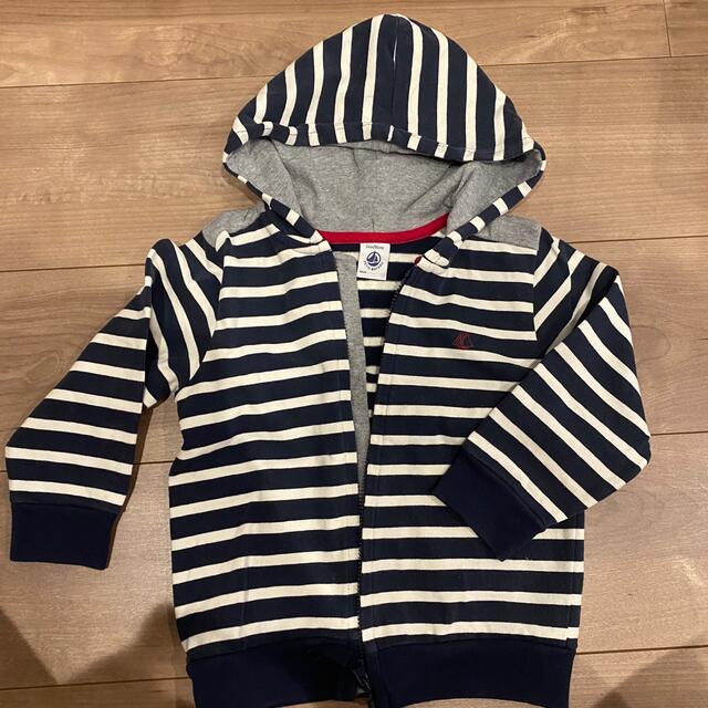 PETIT BATEAU(プチバトー)のプチバトー　マリニエール　パーカー キッズ/ベビー/マタニティのキッズ服男の子用(90cm~)(ジャケット/上着)の商品写真