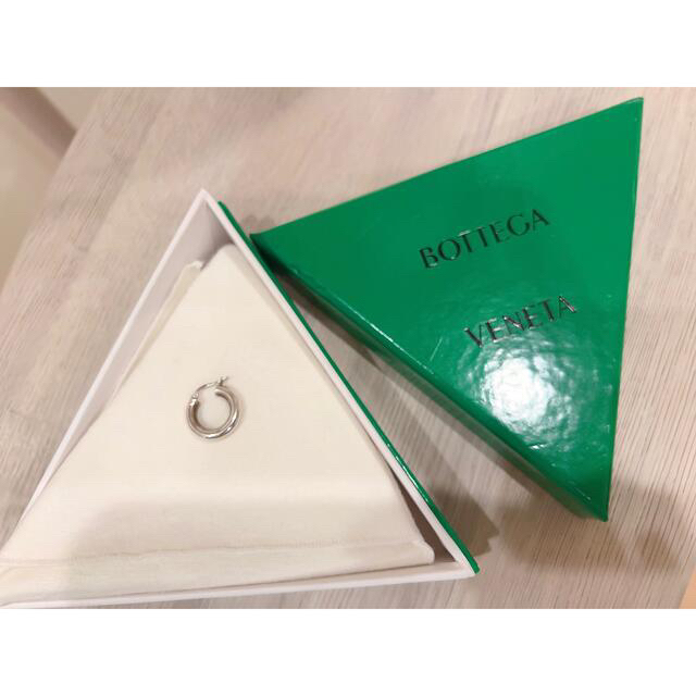 日本初の Veneta Bottega - VENETA ボッテガ　フープピアス　片耳　BOTTEGA ピアス