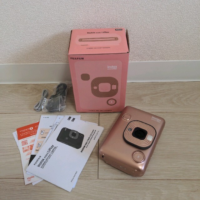 【送料無料】ハイブリッドインスタントカメラ チェキ instax mini Li