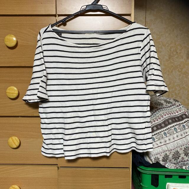 GU(ジーユー)のボーダーTシャツ　トップス レディースのトップス(Tシャツ(半袖/袖なし))の商品写真