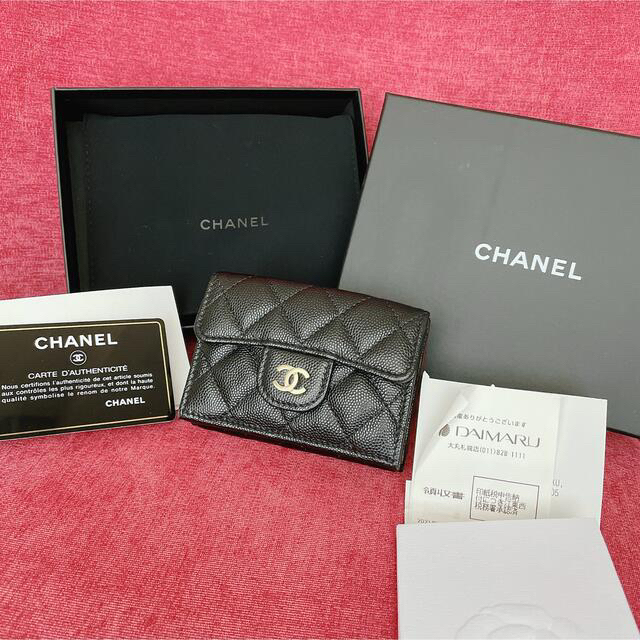 CHANEL三つ折り財布