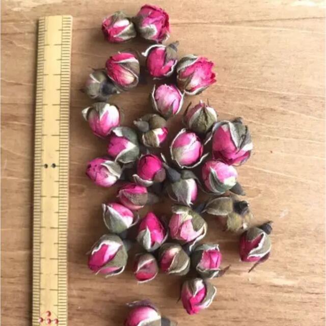 ドライフラワー ミニ薔薇 大地農園30個 ハンドメイドのフラワー/ガーデン(ドライフラワー)の商品写真