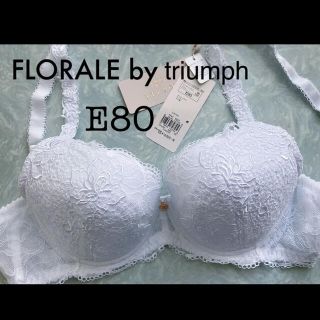 トリンプ(Triumph)の【新品タグ付】FLORALE／ワイルドローズ・E80（定価¥13,750）(ブラ)